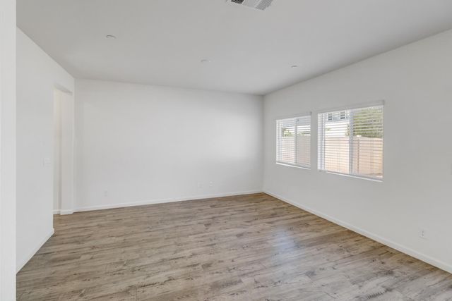 2887 Krone Way, Antelope, CA 95843