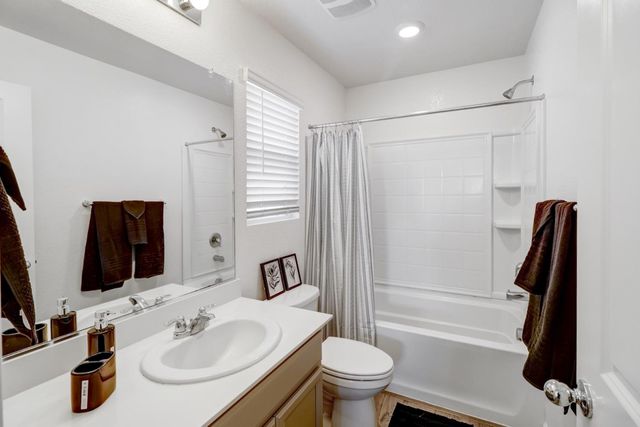 2887 Krone Way, Antelope, CA 95843