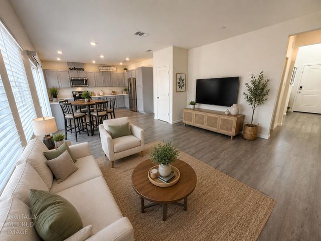2887 Krone Way, Antelope, CA 95843