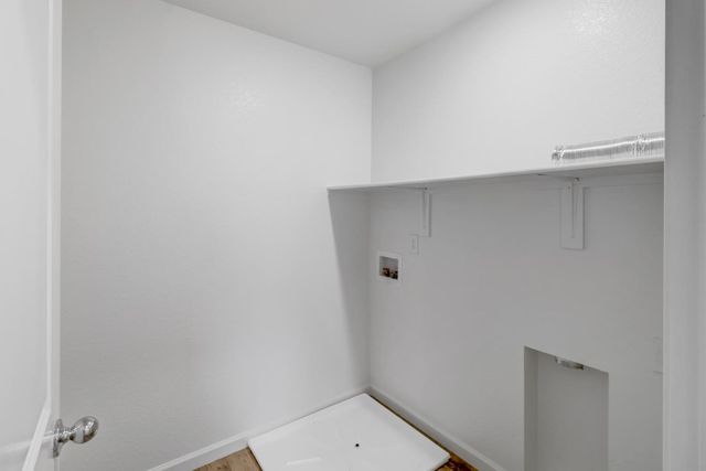 2887 Krone Way, Antelope, CA 95843