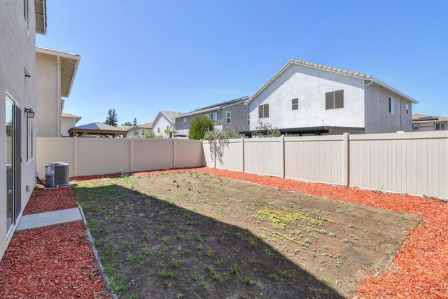 2887 Krone Way, Antelope, CA 95843