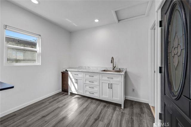 210 Amabel Street, Los Angeles, CA 90065