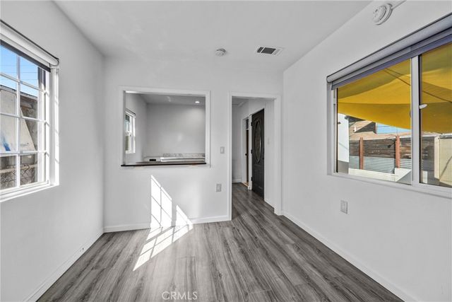 210 Amabel Street, Los Angeles, CA 90065