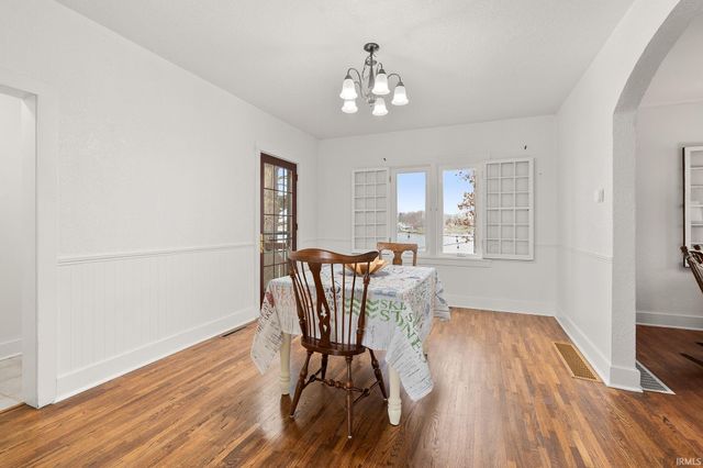 1080 Lane 210 Hamilton Lake, Hamilton, IN 46742