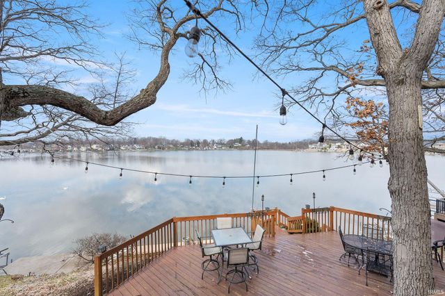 1080 Lane 210 Hamilton Lake, Hamilton, IN 46742