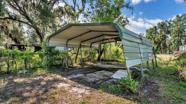 501 SWILLEY ROAD, Plant City, FL 33567