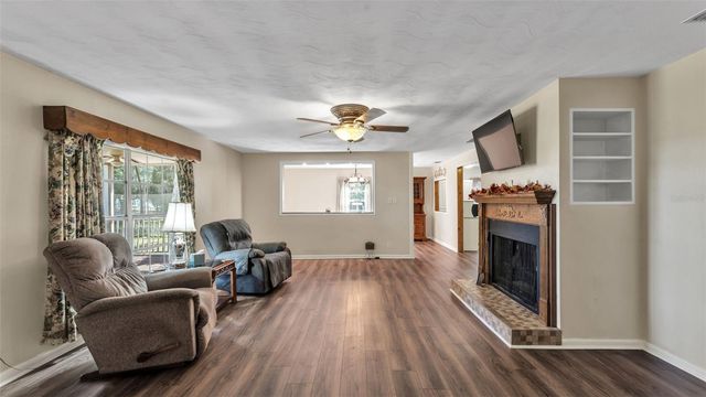501 SWILLEY ROAD, Plant City, FL 33567