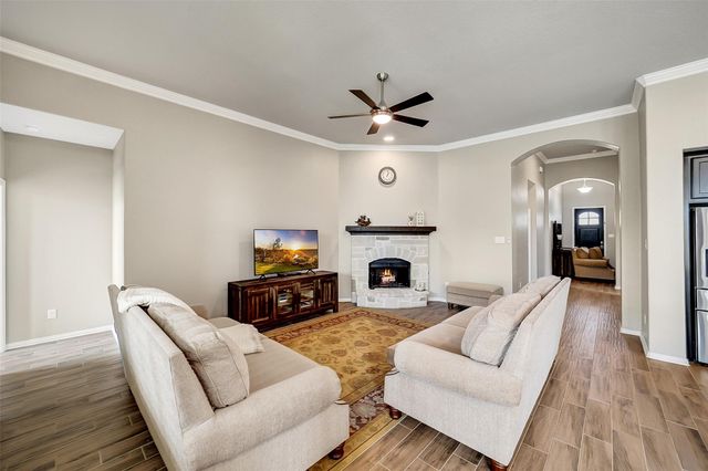 7327 Evelyn Grove Drive, Spring, TX 77379