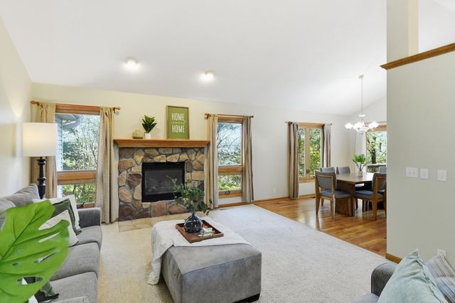 1617 OAK PARK Road, Council Bluffs, IA 51503