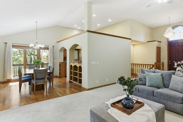 1617 OAK PARK Road, Council Bluffs, IA 51503