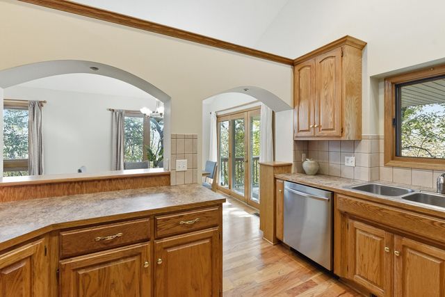 1617 OAK PARK Road, Council Bluffs, IA 51503