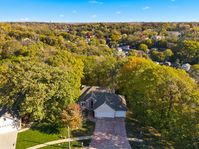 1617 OAK PARK Road, Council Bluffs, IA 51503