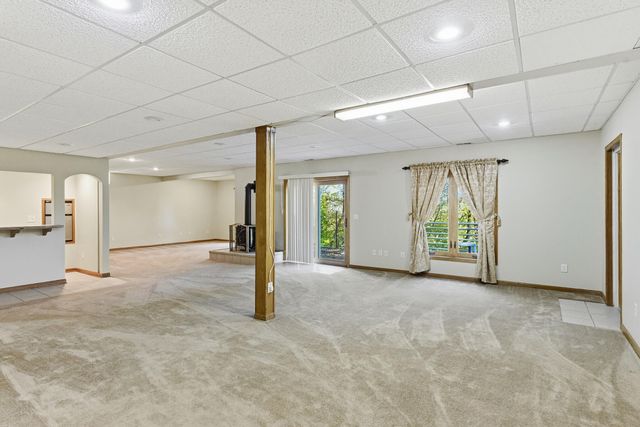 1617 OAK PARK Road, Council Bluffs, IA 51503