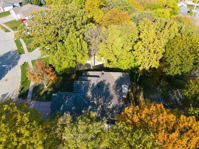 1617 OAK PARK Road, Council Bluffs, IA 51503