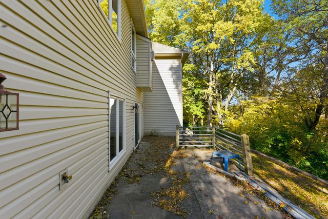 1617 OAK PARK Road, Council Bluffs, IA 51503