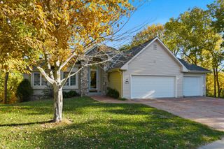 1617 OAK PARK Road, Council Bluffs, IA 51503