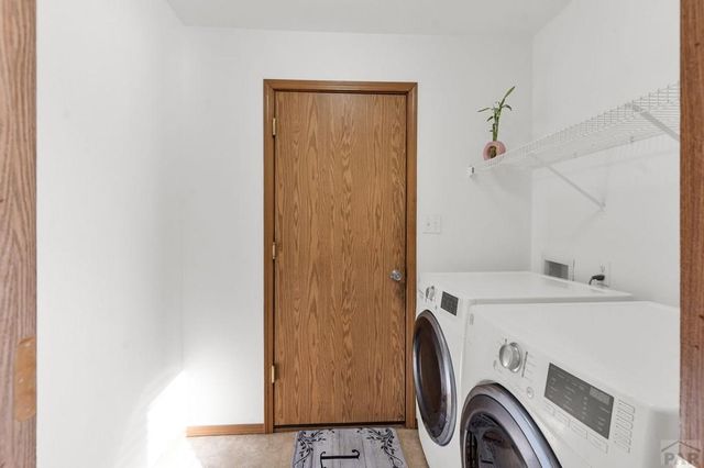 3806 Pronghorn Lane, Pueblo, CO 81005