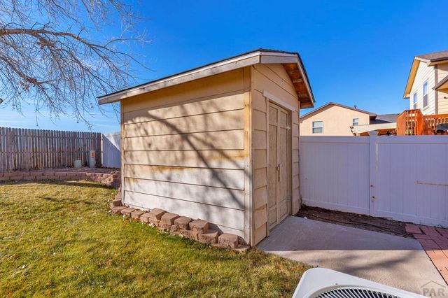 3806 Pronghorn Lane, Pueblo, CO 81005