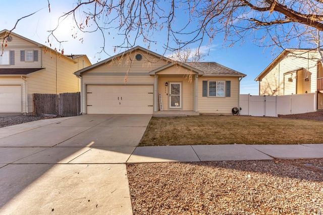 3806 Pronghorn Lane, Pueblo, CO 81005