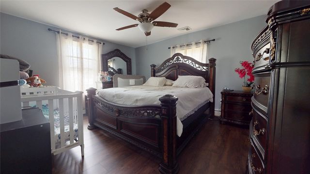 11 Crane St Street S, Pawtucket, RI 02860