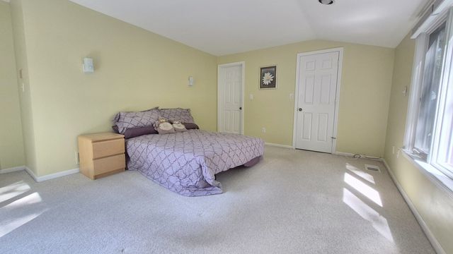 7 Indian Dawn 7, Wayland, MA 01778