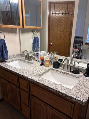 4236 Bradford Brook Drive, Norman, OK 73072