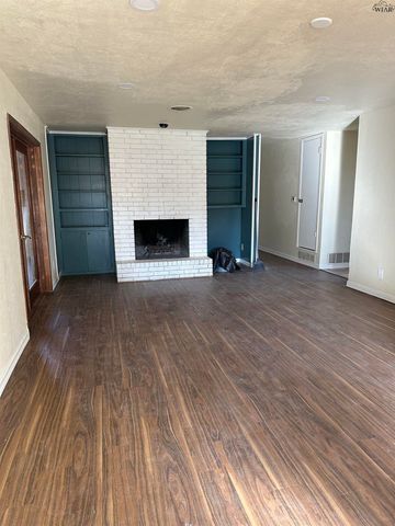 4304 YORK STREET, Wichita Falls, TX 76309