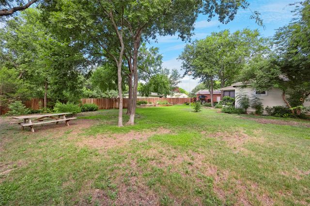 6371 Greenway Road, Fort Worth, TX 76116
