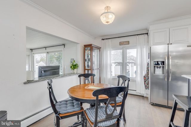 91 WILBUR HENRY DR, Florence, NJ 08518