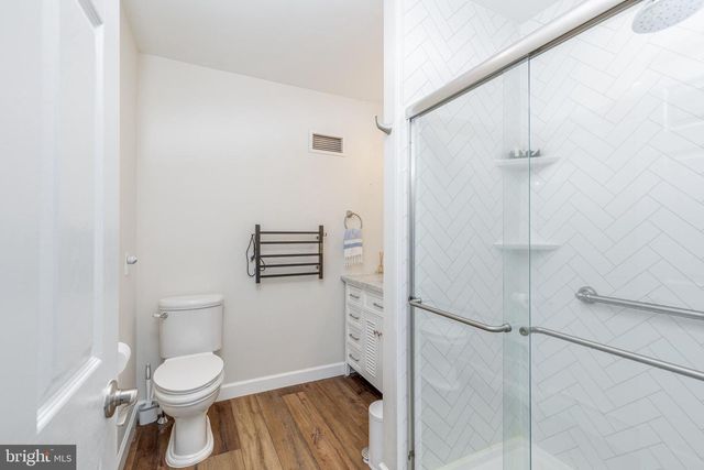 91 WILBUR HENRY DR, Florence, NJ 08518