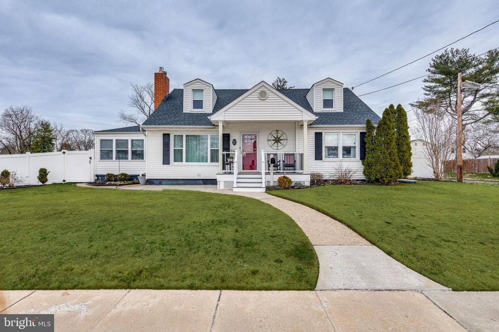 Image 1 of property listing at 91 WILBUR HENRY DR, Florence, NJ 08518