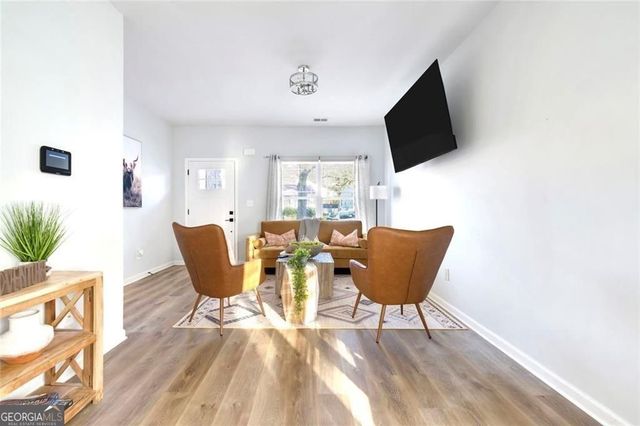 56 Holly Road NW, Atlanta, GA 30314