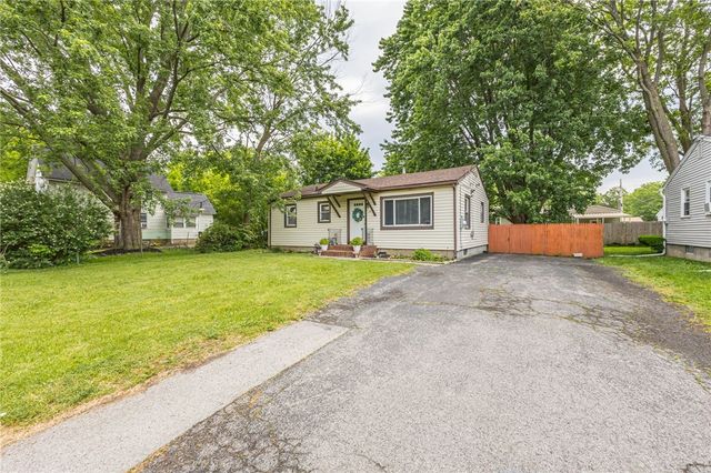 130 Taft Avenue, Irondequoit, NY 14609