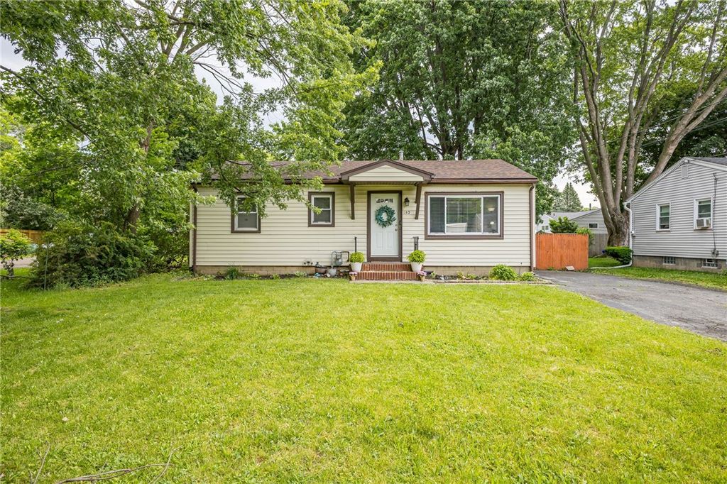 130 Taft Avenue, Irondequoit, NY 14609