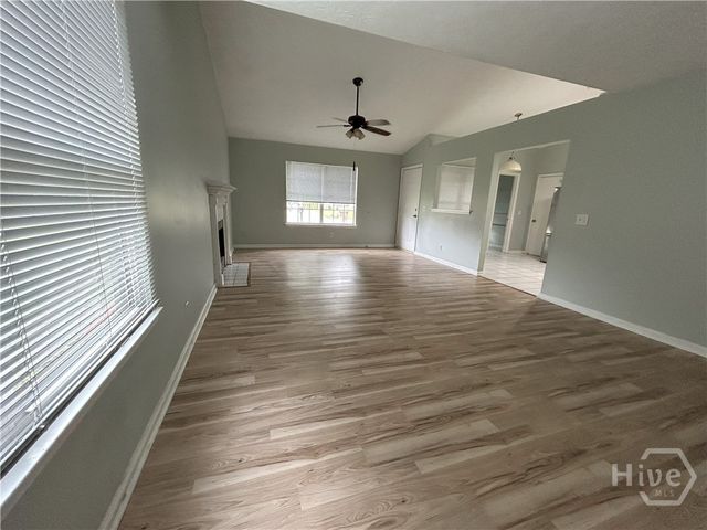 137 Ropemaker Lane, Savannah, GA 31410