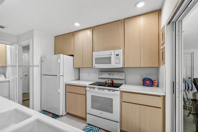 7102 Geminata Oak Ct 7102, Palm Beach Gardens, FL 33410