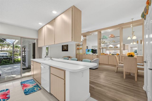 7102 Geminata Oak Ct 7102, Palm Beach Gardens, FL 33410