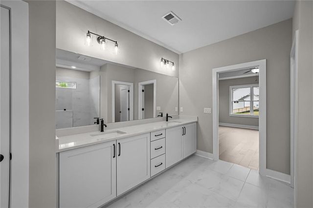 444 Lower Shoreline Ct SW, Marietta, GA 30064