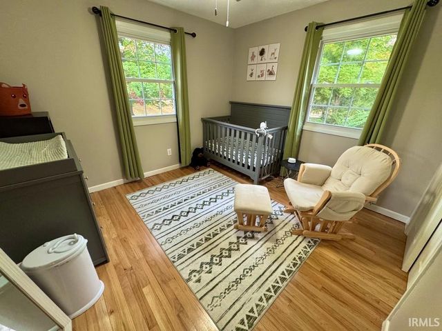 708 N Fairoaks Drive, New Castle, IN 47362