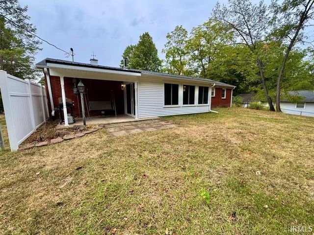 708 N Fairoaks Drive, New Castle, IN 47362