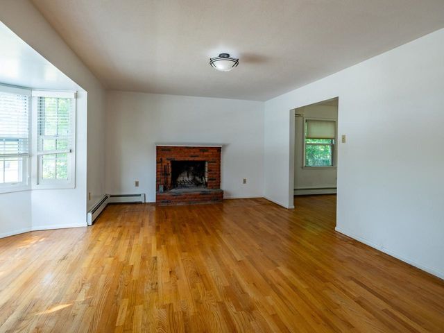 192 Killarney Drive, Burlington, VT 05408