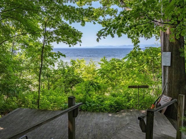192 Killarney Drive, Burlington, VT 05408