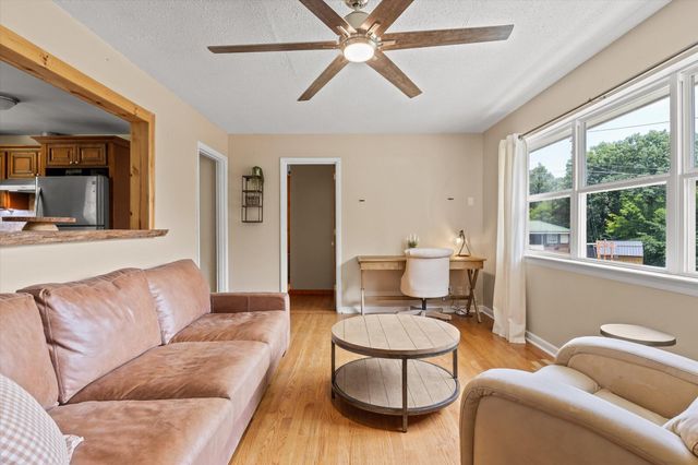 3620 Parkway Drive, Chattanooga, TN 37406