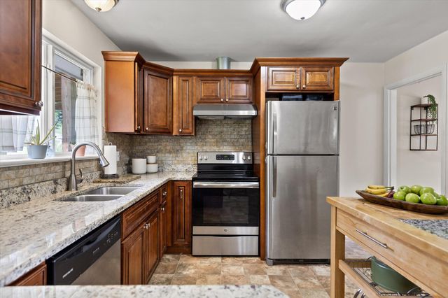 3620 Parkway Drive, Chattanooga, TN 37406