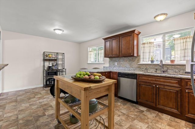 3620 Parkway Drive, Chattanooga, TN 37406