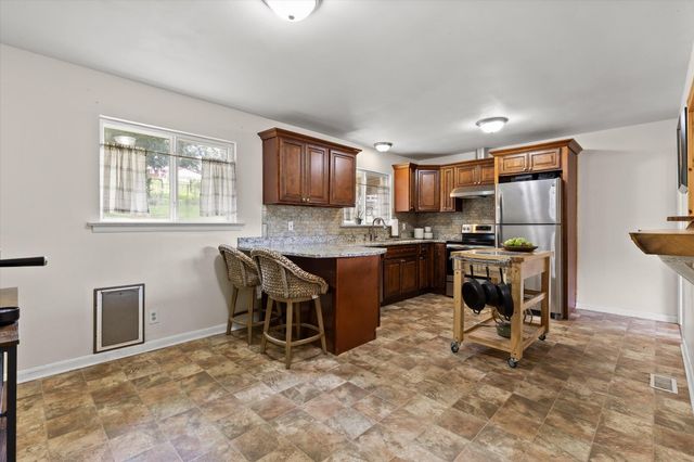 3620 Parkway Drive, Chattanooga, TN 37406