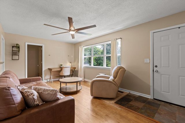 3620 Parkway Drive, Chattanooga, TN 37406