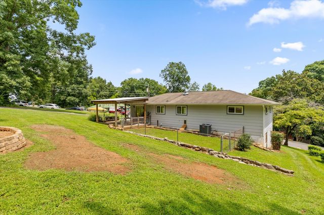 3620 Parkway Drive, Chattanooga, TN 37406