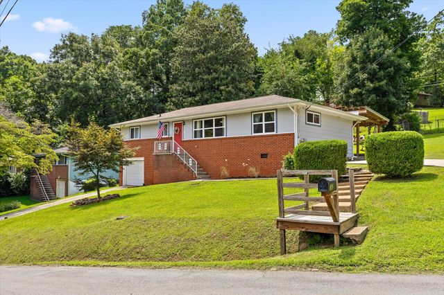 3620 Parkway Drive, Chattanooga, TN 37406
