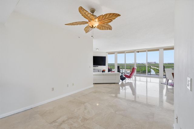 6051 N Ocean Drive 1003, Hollywood, FL 33019